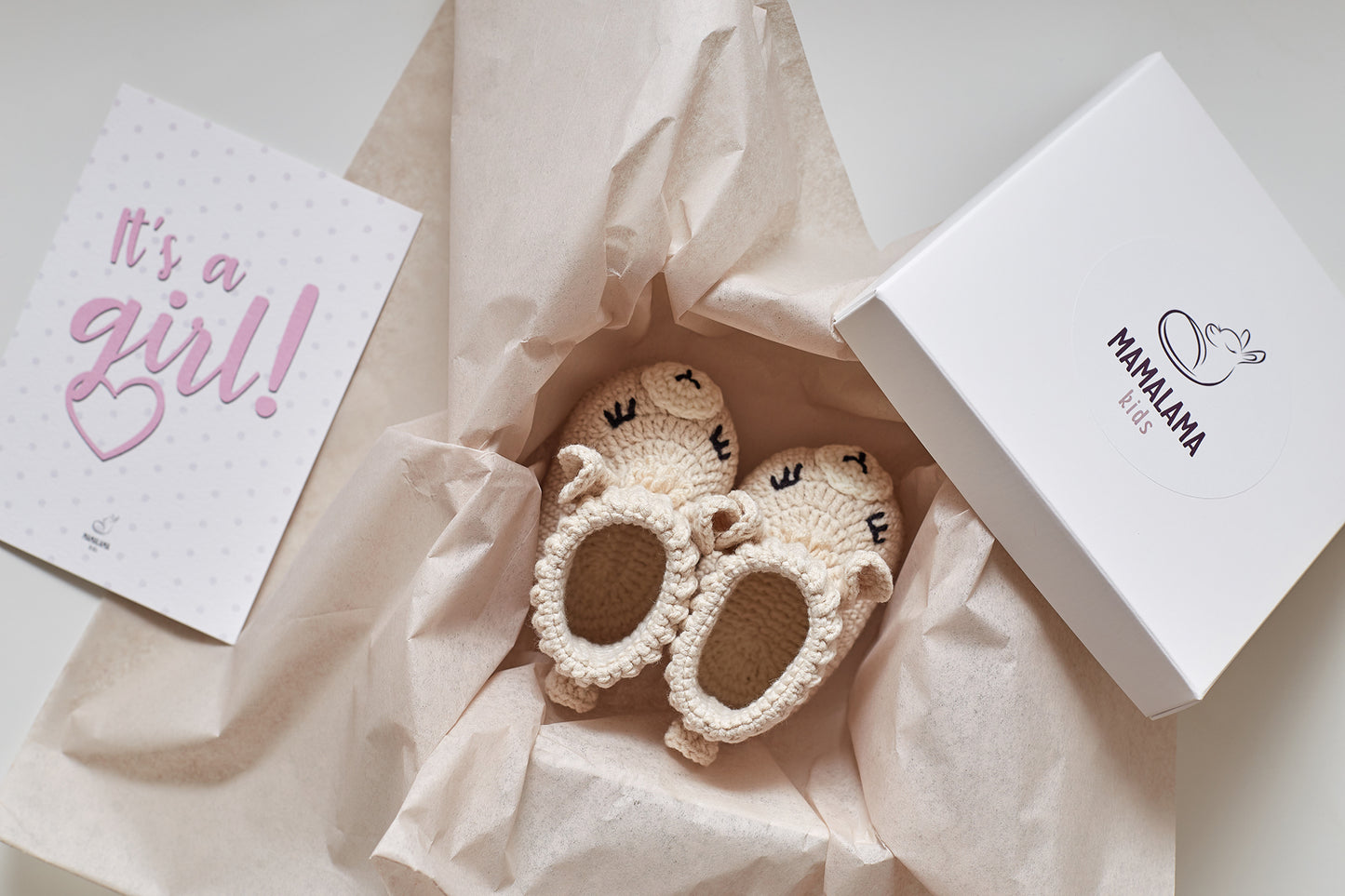 It's a Girl Llama booties gift box Beige