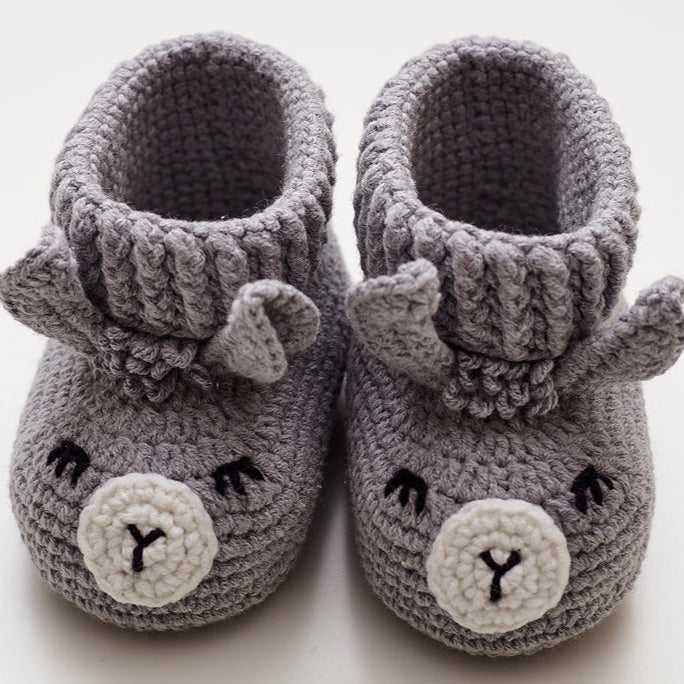 It's a Girl Llama toy & blanket & booties gift box Gray