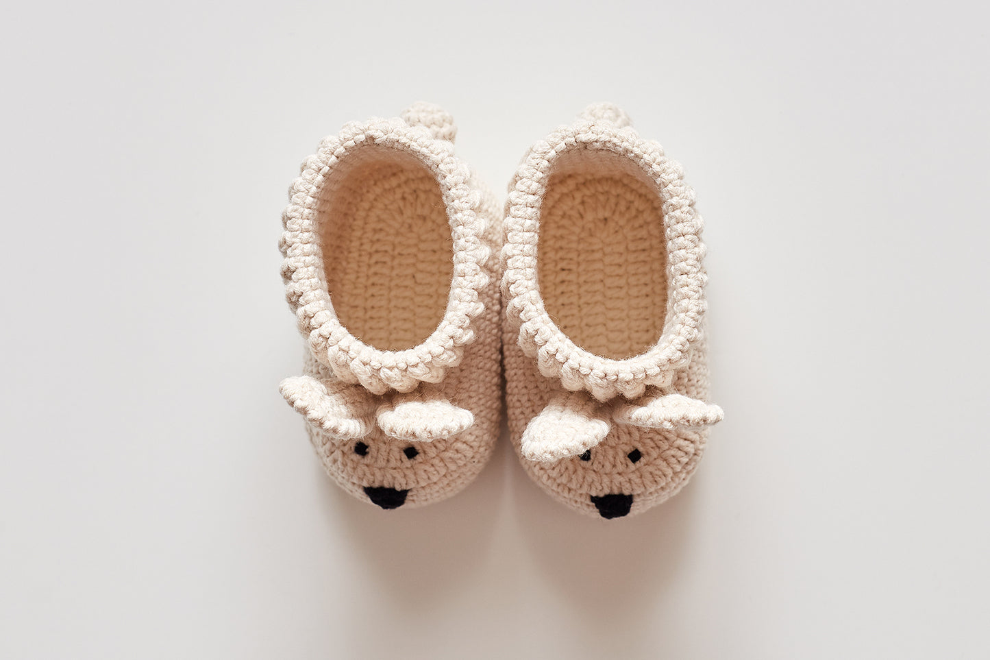 Bunny booties gift box Beige