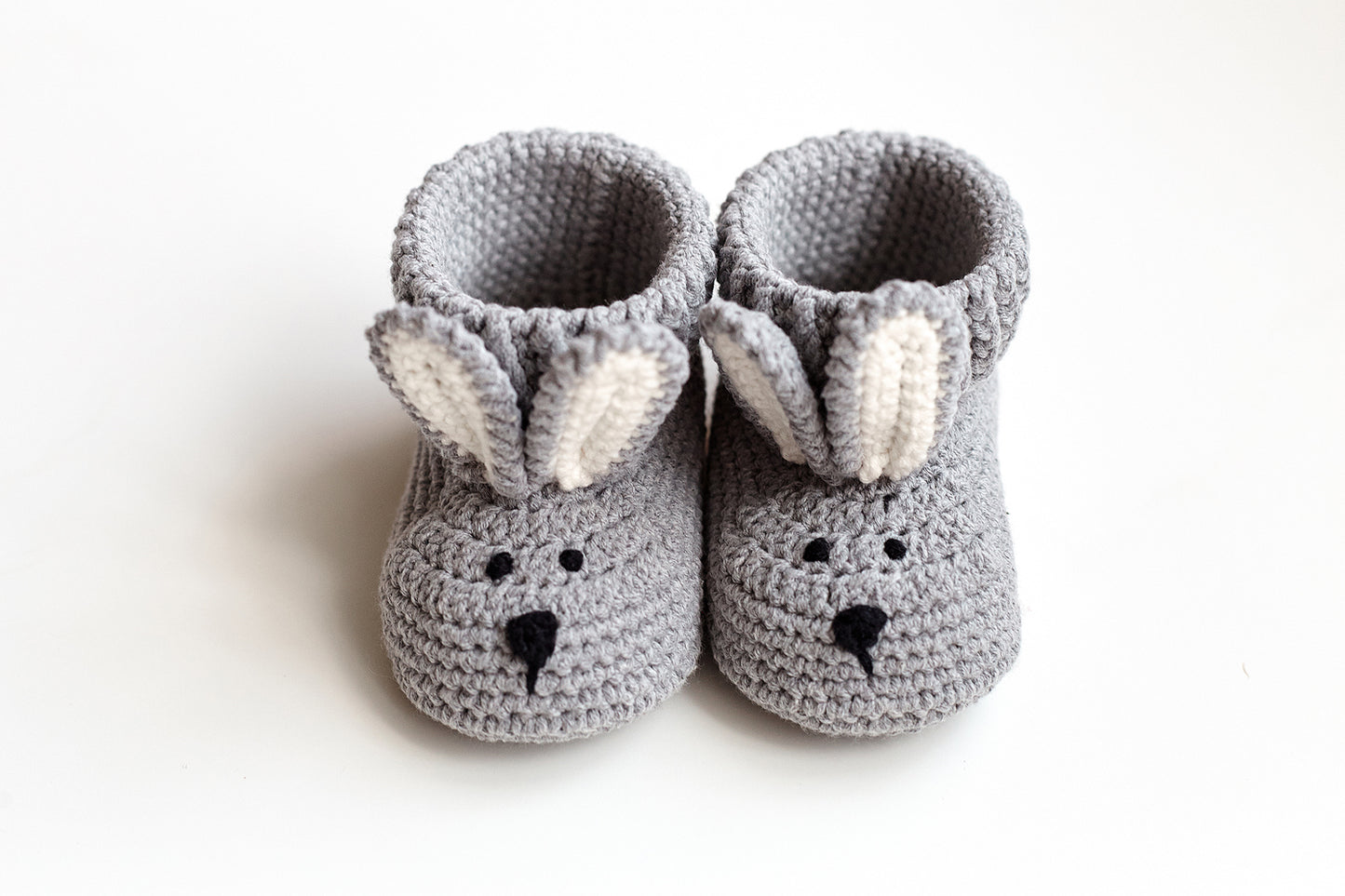 Bunny booties gift box Gray