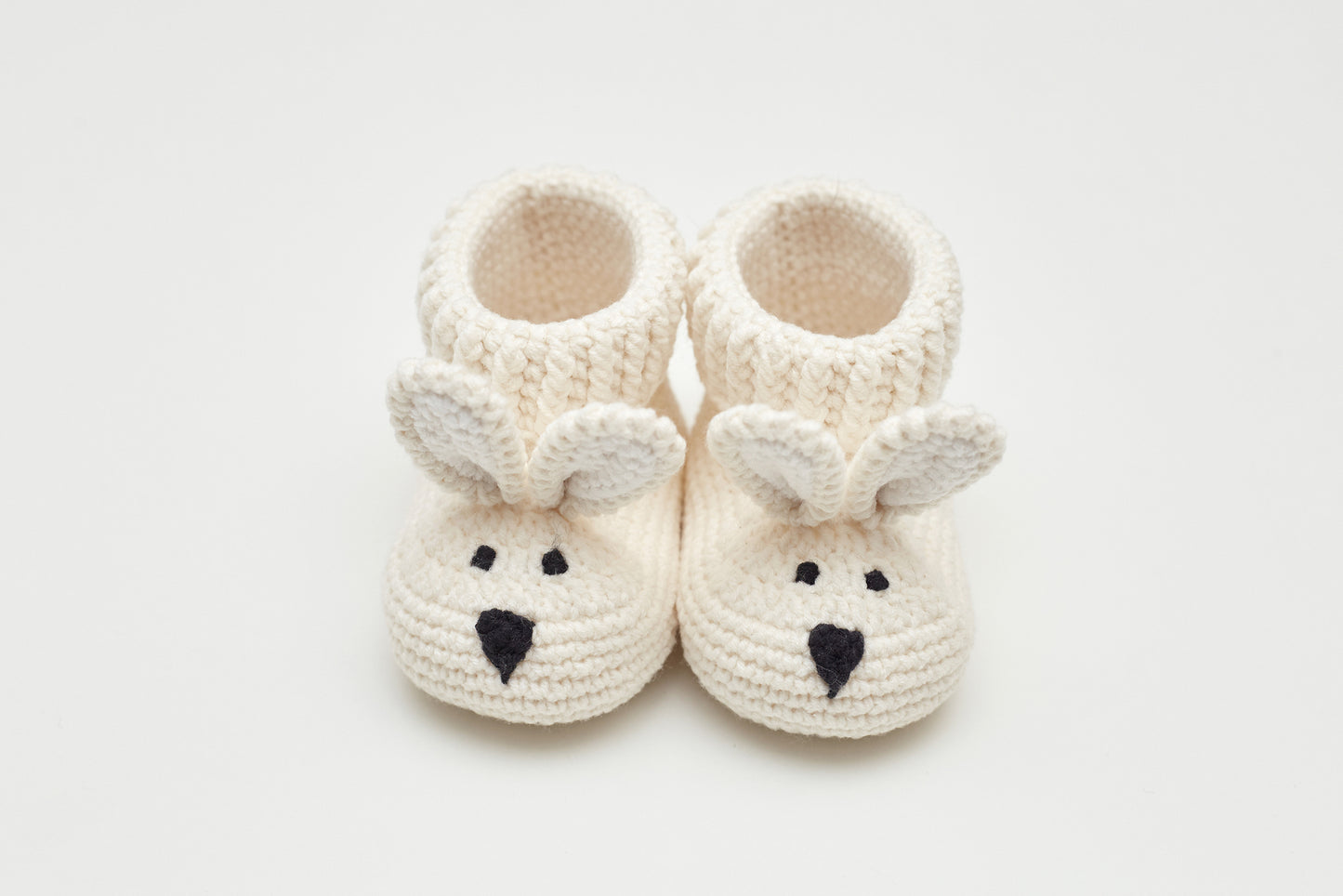 Pregnancy announcement bunny booties gift box Off white