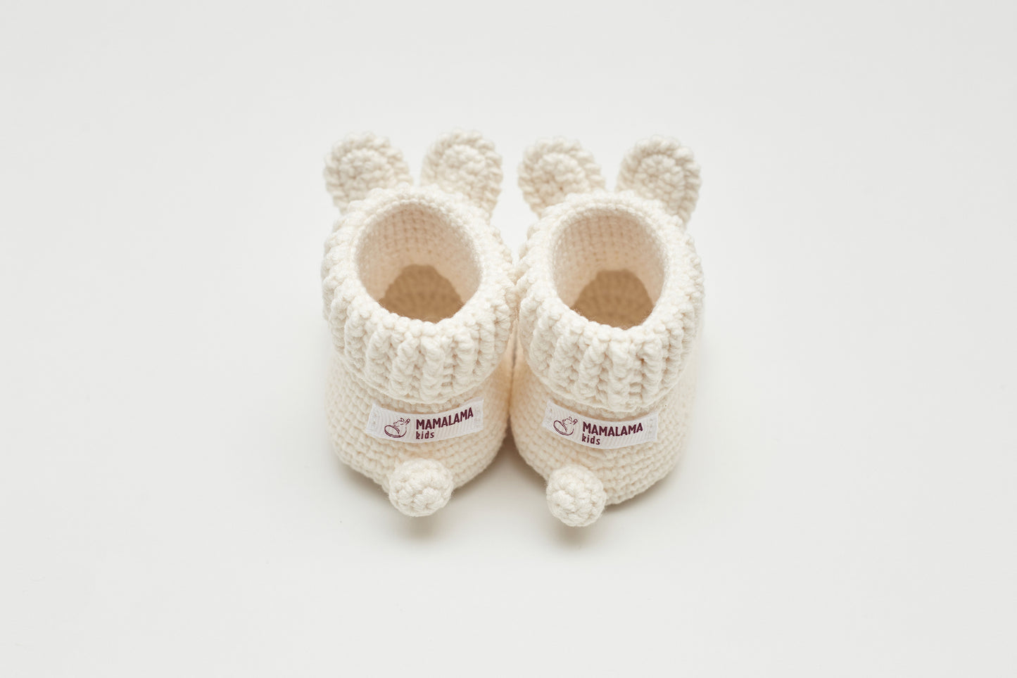 Pregnancy announcement bunny booties gift box Off white