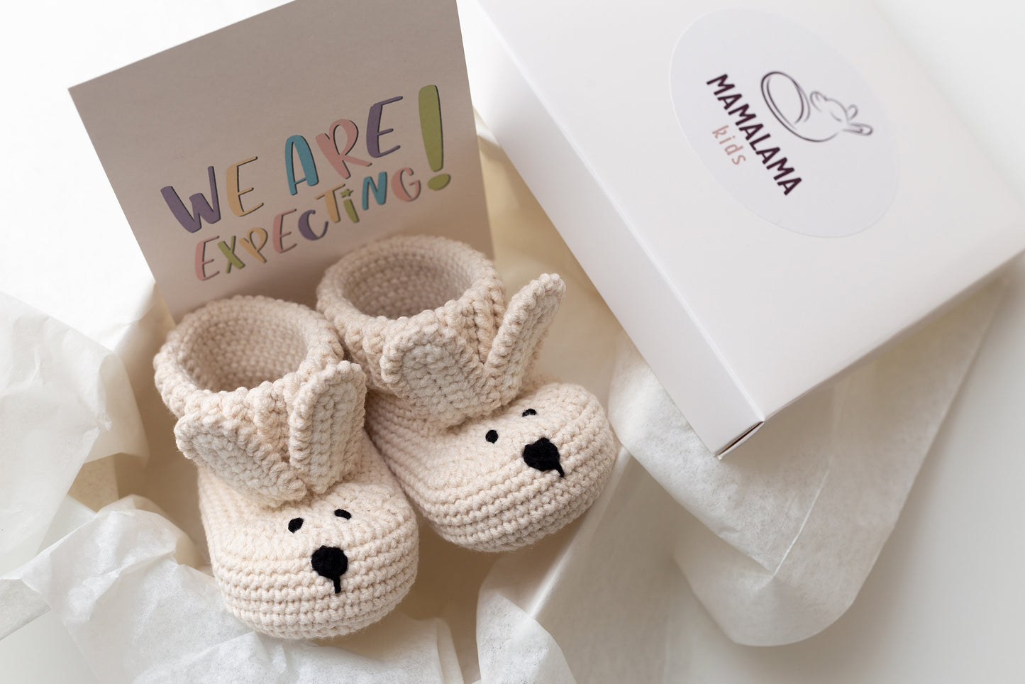 Pregnancy announcement bunny booties gift box Beige