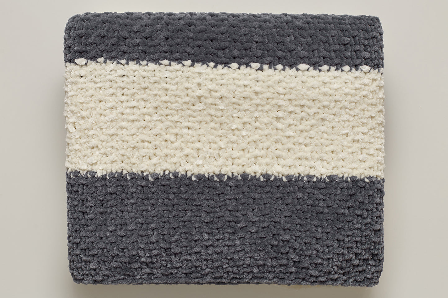 Llama toy & blanket gift box Gray