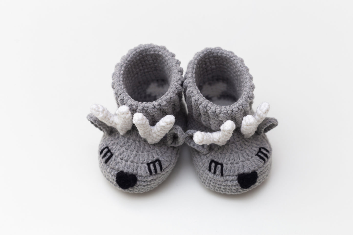 Christmas Baby blanket & deer booties gift box Gray