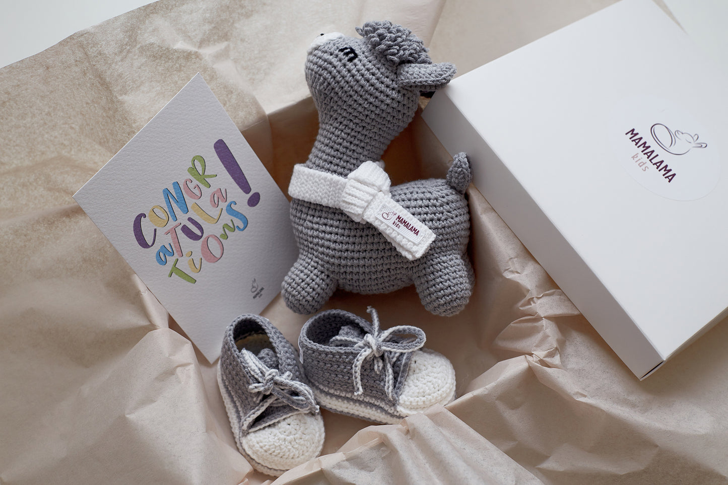 Llama toy & sneakers gift box Gray