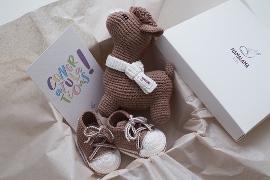 Llama toy & sneakers gift box Brown