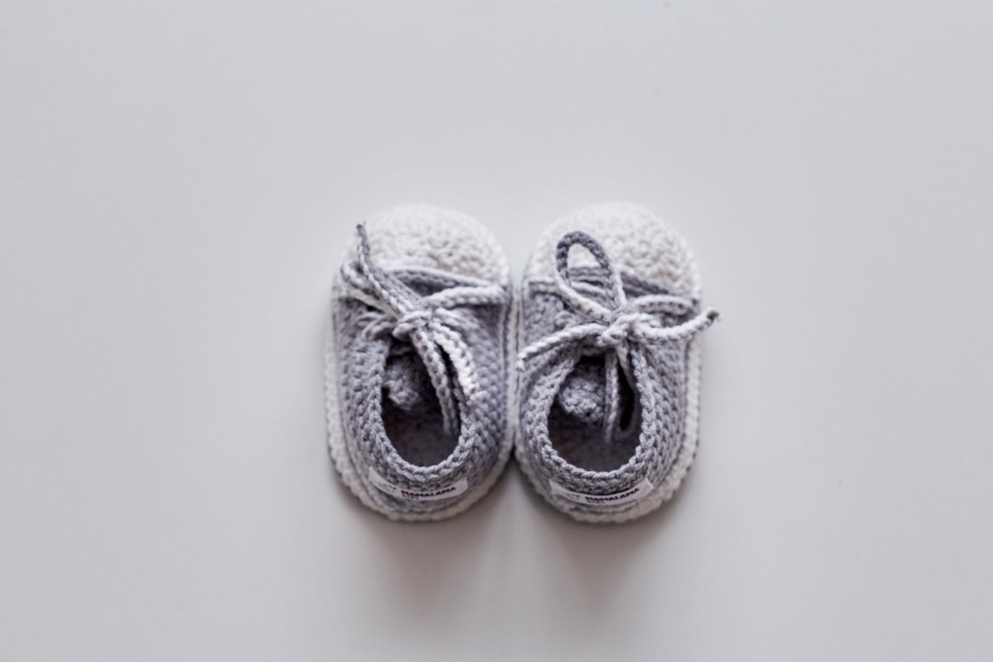 Llama toy & sneakers gift box Gray