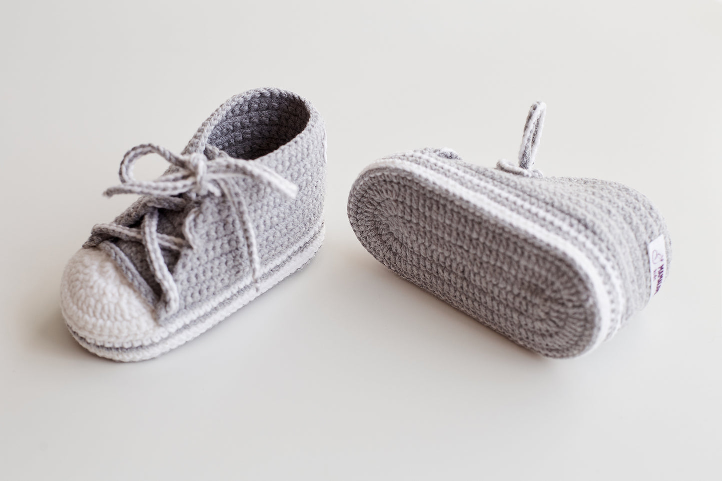 Llama toy & sneakers gift box Gray
