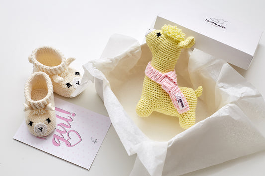 It's a Girl Llama toy & booties gift box Yellow Off white