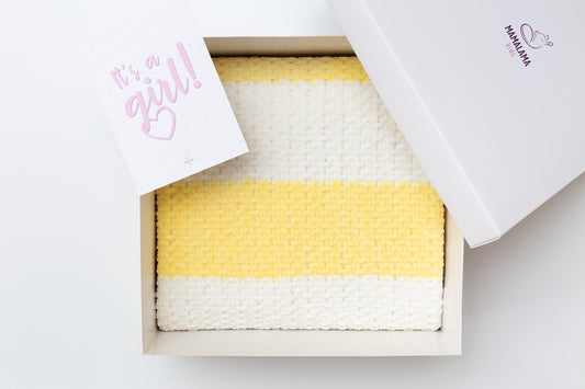 It's a Girl Baby blanket gift box Yellow