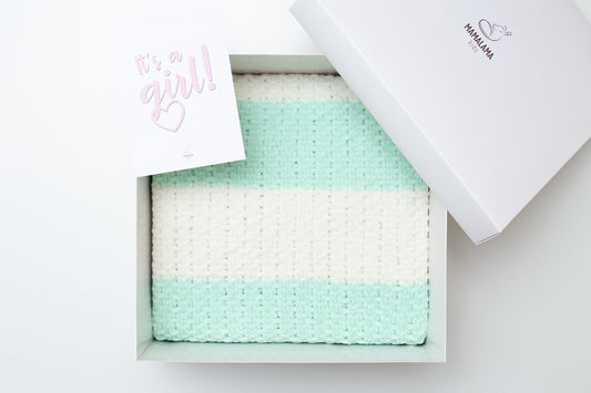 It's a Girl Baby blanket gift box Green