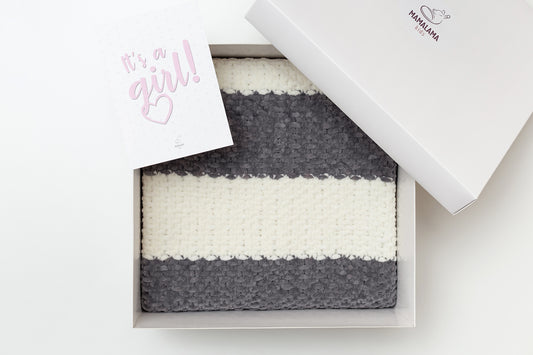 It's a Girl Baby blanket gift box Gray