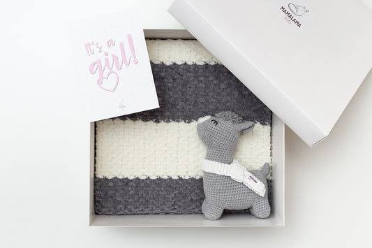 It's a Girl Llama toy & blanket gift box Gray Off white