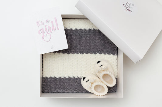 It's a Girl Baby blanket & bunny booties gift box Gray
