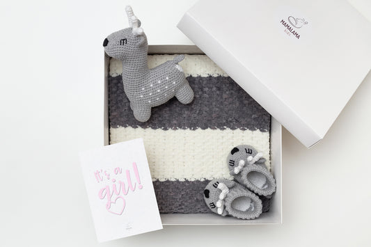 It's a Girl Deer toy & blanket & booties gift box Gray