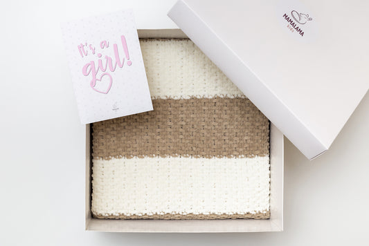 It's a Girl Baby blanket gift box Beige