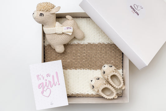 It's a Girl Llama toy & blanket & booties gift box Beige