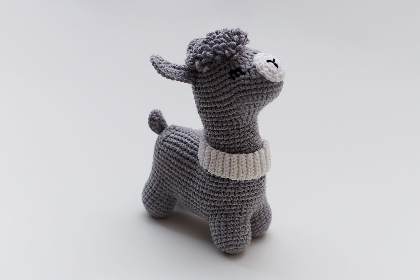 Llama toy & blanket gift box Gray Off white