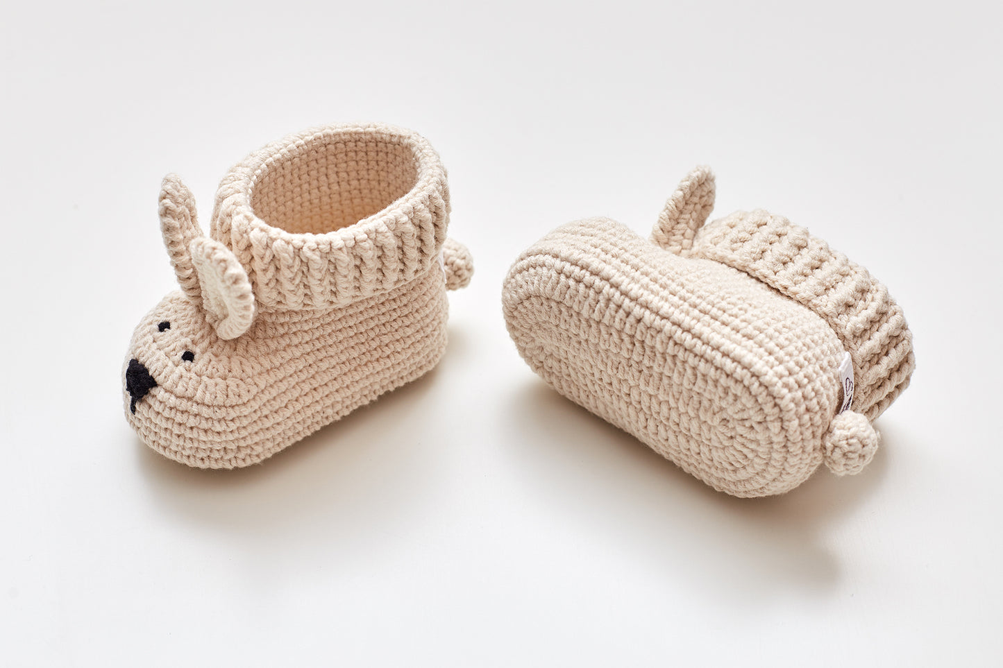 Baby blanket & bunny booties gift box Beige
