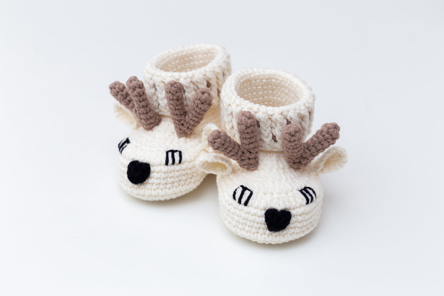 Deer booties pregnancy gift box