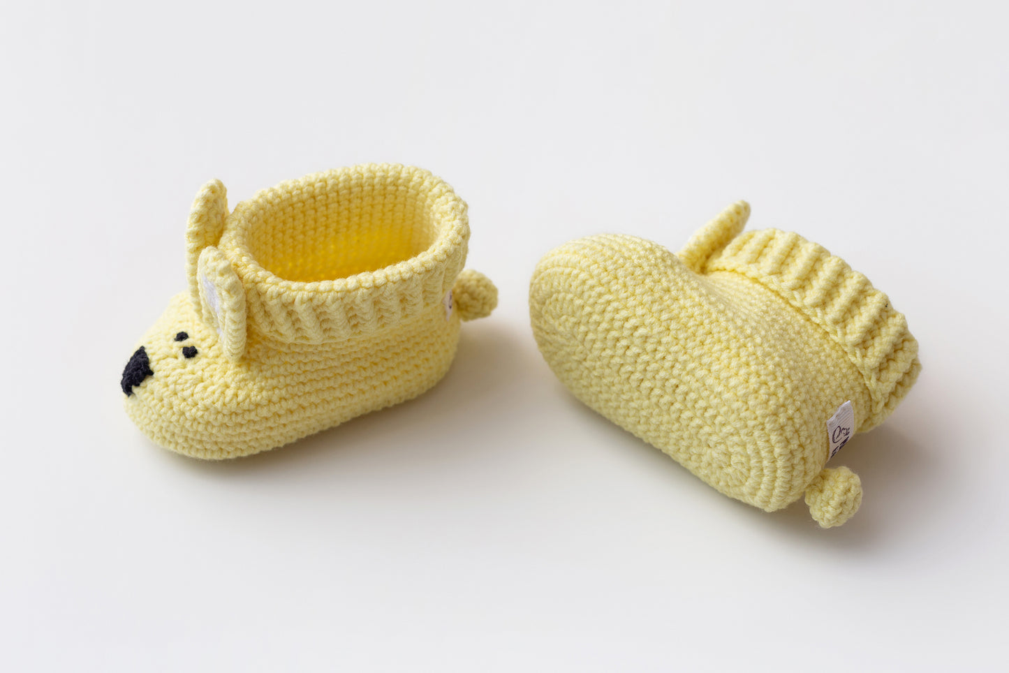 Bunny booties pregnancy gift box Yellow