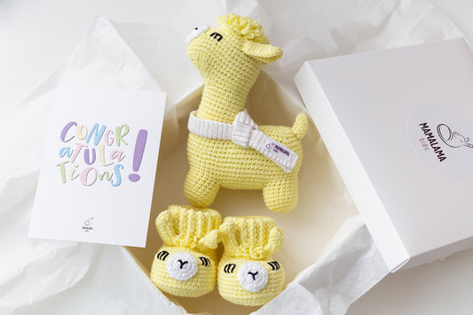 Llama toy & booties gift box Yellow