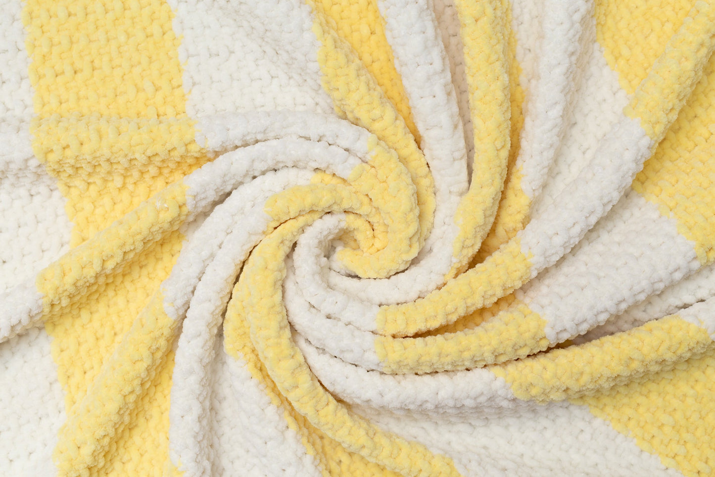 Llama toy & blanket gift box Yellow Off white