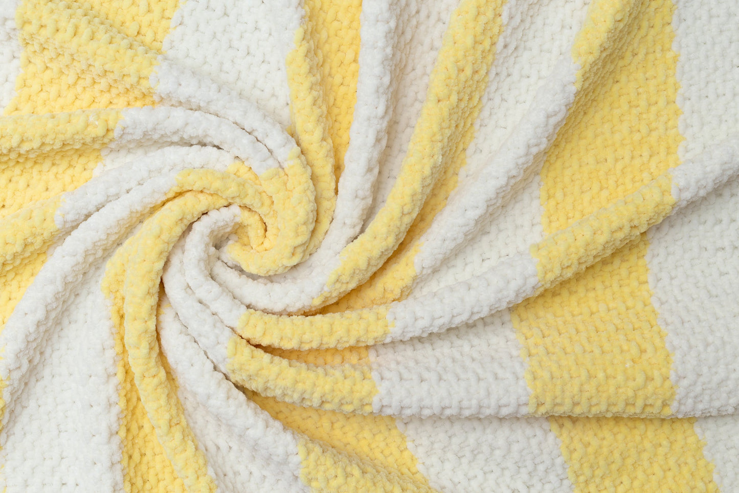 Llama toy & blanket gift box Yellow Off white