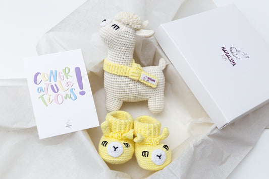 Llama toy & booties gift box Yellow Off white