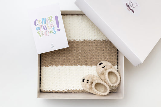Baby blanket & bunny booties gift box Beige