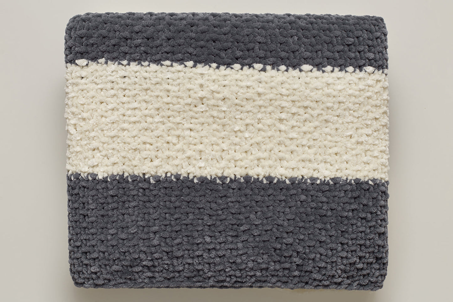 Llama toy & blanket gift box Gray Off white