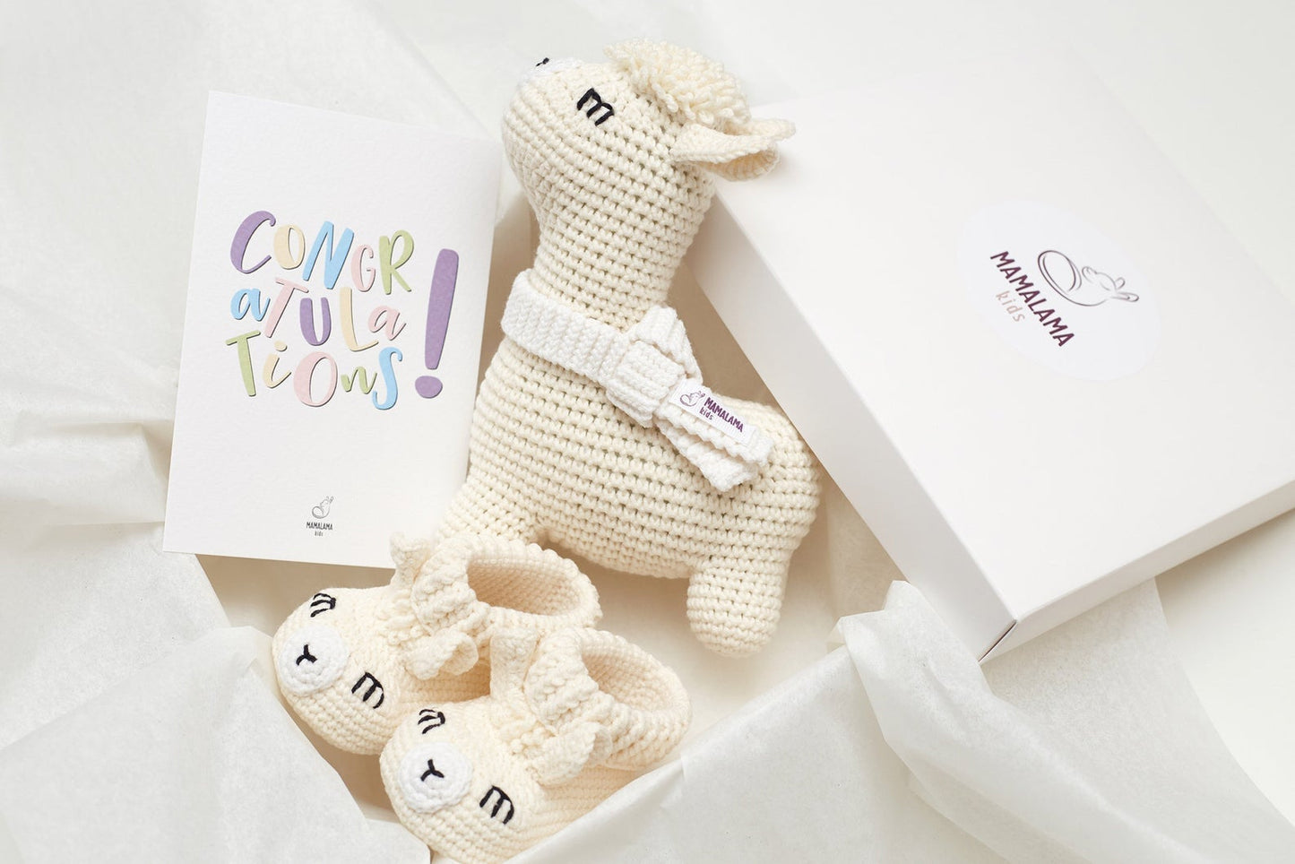 Llama toy & booties gift box Cream