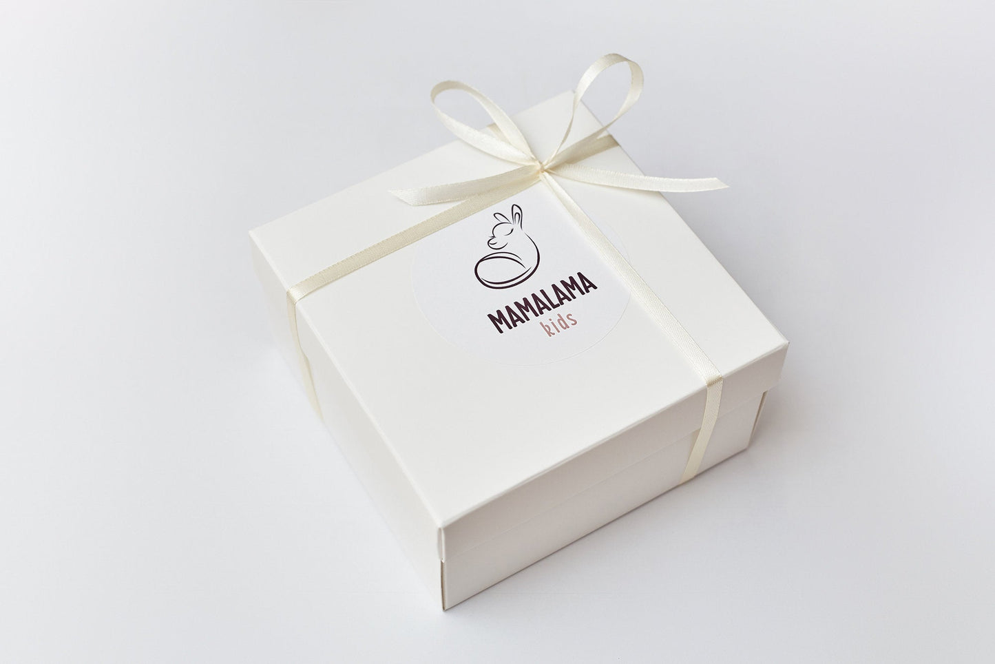 Llama toy & blanket gift box Gray Off white